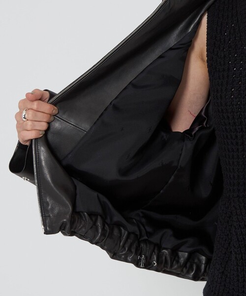 ASTRAET（アストラット）の「＜ASTRAET＞スソゴム ラムレザー ジップブルゾン UNISEX（ライダースジャケット・レディース・ブラック・FREE）」の8枚目の写真