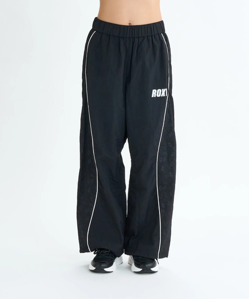 ROXY(ロキシー)の「HAVING FUN PANTS/ロキシー撥水加工ウエストゴムドローコード付きナイロンワイドパンツ(その他パンツ・レディース・ベージュ/ブラック・LARGE/MEDIUM/SMALL)」の1枚目の写真