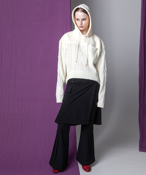 AULA AILA（アウラアイラ）の「3ファブリックケープルフーディ（パーカー・レディース・アイボリー/ブラック/グリーン・0）」の22枚目の写真