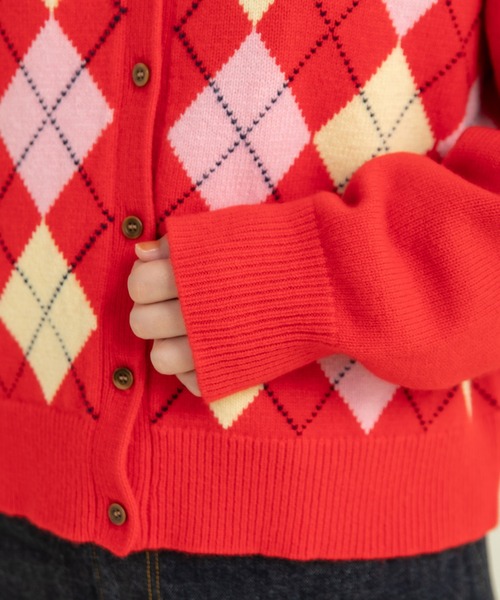 CHILD WOMAN（チャイルドウーマン）の「メリノウール アーガイル クルーネックカーディガン（カーディガン/ボレロ・レディース・ネイビー/レッド・FREE）」の20枚目の写真
