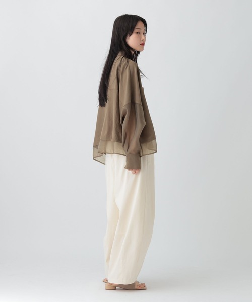 LEPSIM（レプシィム）の「切り替えポンチョショートシャツ　579360（シャツ/ブラウス・レディース・イエロー/ブラウン/ブルー/グレー・FREE）」の15枚目の写真