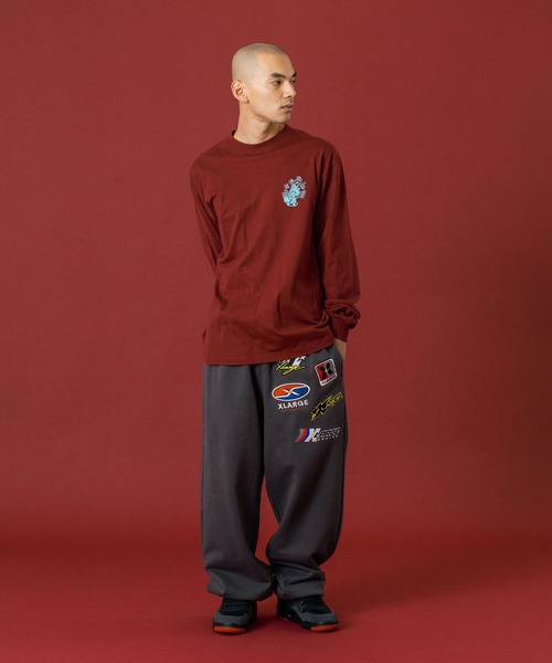 XLARGE(エクストララージ)の「MULTI LOGO SWEAT PANTS(スウェットパンツ・メンズ・ブラック/カモフラージュ/チャコール/バーガンディー・S/M/L/XL)」の20枚目の写真