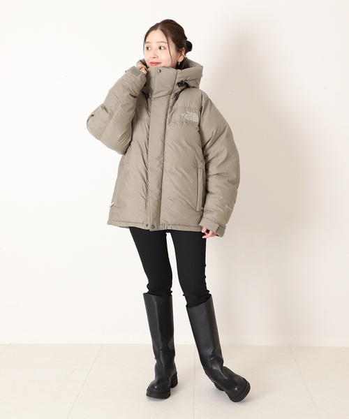 THE NORTH FACE(ザノースフェイス)の「《追加》【THE NORTH FACE】 Alteration Baffs Jacket:ダウンジャケット(ダウンジャケット/コート・レディース・ベージュ/ブラック・X-SMALL/SMALL)」の5枚目の写真