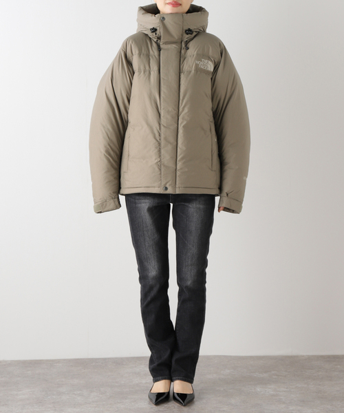 THE NORTH FACE(ザノースフェイス)の「《追加》【THE NORTH FACE】 Alteration Baffs Jacket:ダウンジャケット(ダウンジャケット/コート・レディース・ベージュ/ブラック・X-SMALL/SMALL)」の20枚目の写真