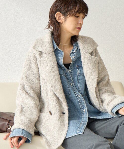 RIVE DROITE(リヴドロワ)の「【インフルエンサーYossshiiii企画】ボアライクコーディガン(その他アウター・レディース・グレイッシュベージュ/オフホワイト/チャコールグレー/モカ・FREE)」の4枚目の写真