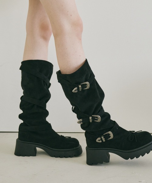 idem(イデム)の「2way kushu-kushu suede boots / 2wayスエードブーツ(ブーツ・レディース・ブラウン/ブラック・SMALL/MEDIUM/LARGE)」の3枚目の写真