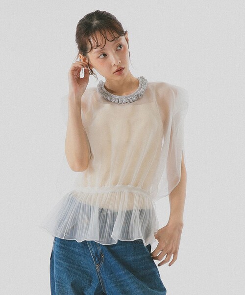 BEAMS COUTURE(ビームスクチュール)の「シースルー ニットベスト(ベスト・レディース・ブラック/ベージュ/オフホワイト・ONE SIZE)」の7枚目の写真