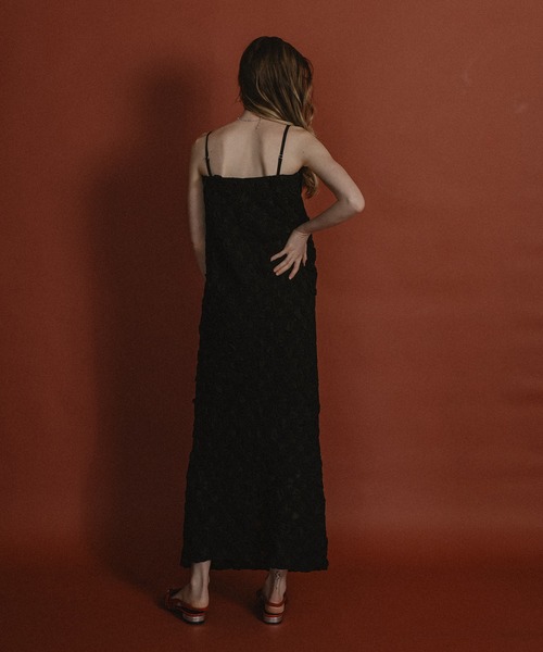 et.UNiVER(エトユニベール)の「Shirred layered dress set(ドレス・レディース・ブラック/グレー/キャメル・SMALL/MEDIUM/LARGE)」の6枚目の写真