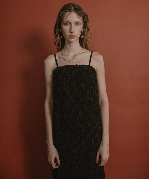 et.UNiVER(エトユニベール)の「Shirred layered dress set(ドレス・レディース・ブラック/グレー/キャメル・SMALL/MEDIUM/LARGE)」の7枚目の写真