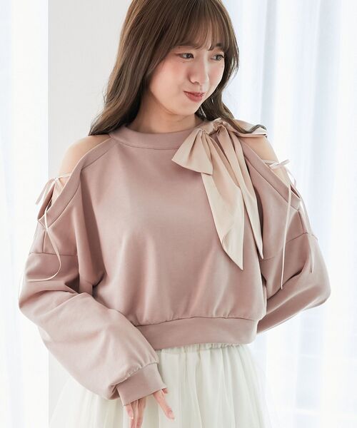 MAJESTIC LEGON（マジェスティックレゴン）の「オープンショルダーリボンスウェット（スウェット・レディース・ピンク/アイボリー/ブラック/チャコールグレー・MEDIUM）」の10枚目の写真