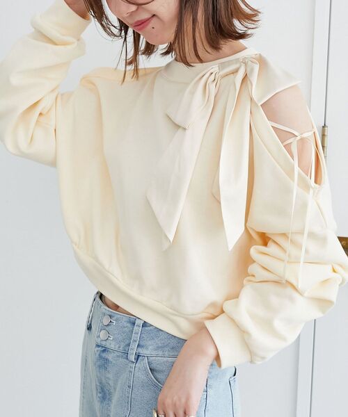 MAJESTIC LEGON（マジェスティックレゴン）の「オープンショルダーリボンスウェット（スウェット・レディース・ピンク/アイボリー/ブラック/チャコールグレー・MEDIUM）」の10枚目の写真