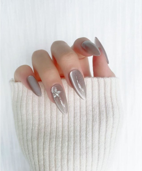 KONVINI（コンビニ）の「【not a nail】水光マグネットビジューラインデザインロングネイルチップ（ネイルシール/ネイルチップ・レディース・グレイッシュブルー/ベージュ/シルバー/スカイブルー系/ベージュ系その他・SMALL/MEDIUM）」の9枚目の写真
