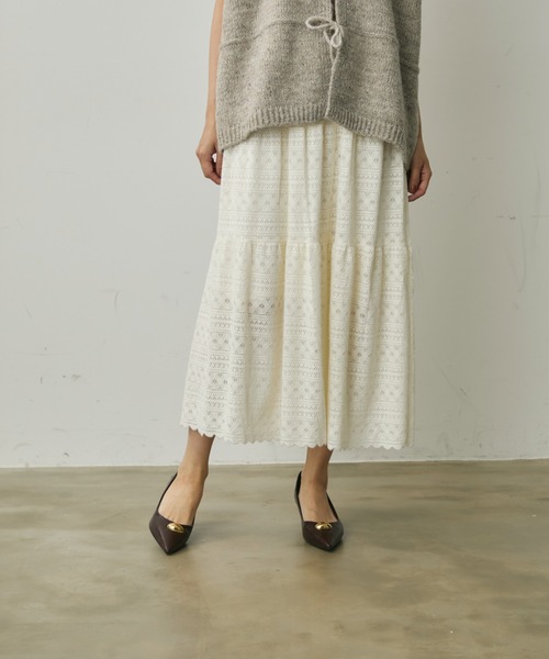 Lunea(ルネア)の「花柄レースロングスカート(スカート・レディース・ホワイト/ブラック/ベージュ・FREE)」の13枚目の写真