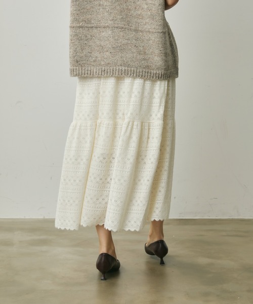 Lunea(ルネア)の「花柄レースロングスカート(スカート・レディース・ホワイト/ブラック/ベージュ・FREE)」の17枚目の写真