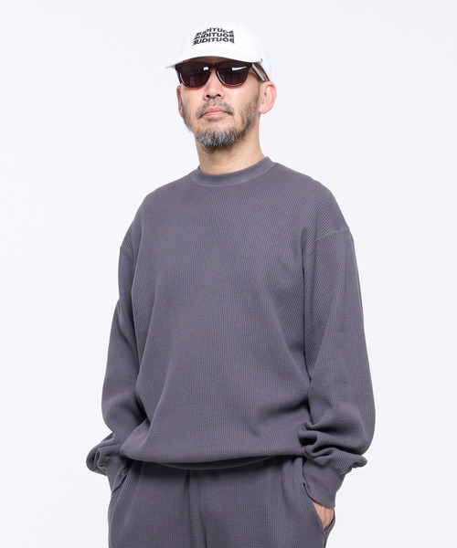 FRUIT OF THE LOOM（フルーツオブザルーム）の「金子恵治 THERMAL CREW NECK TEE / サーマル / ヴィンテージ / ワンマイルウェア / パックT / スウェット / セットアップ / オリジナルパッケージ（スウェット・メンズ・ネイビー/チャコールグレー・M/L/XL）」の5枚目の写真