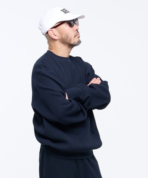 FRUIT OF THE LOOM（フルーツオブザルーム）の「金子恵治 THERMAL CREW NECK TEE / サーマル / ヴィンテージ / ワンマイルウェア / パックT / スウェット / セットアップ / オリジナルパッケージ（スウェット・メンズ・ネイビー/チャコールグレー・M/L/XL）」の3枚目の写真