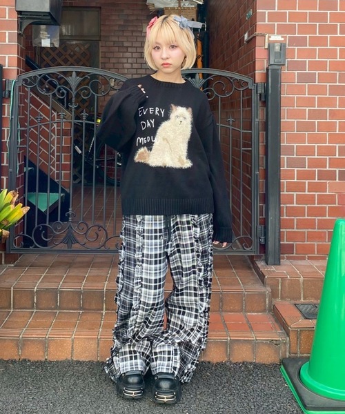 Candy Stripper(キャンディストリッパー)の「MEOW VOLUME SLEEVE ニット(ニット/セーター・レディース・オフホワイト/グレー/ブラック・FREE)」の9枚目の写真