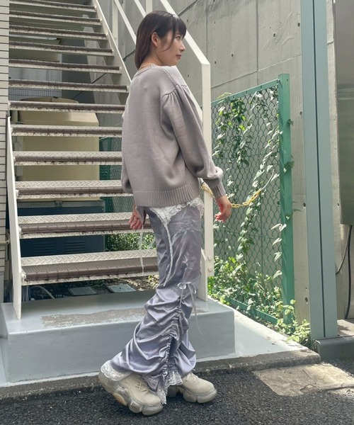 Candy Stripper(キャンディストリッパー)の「MEOW VOLUME SLEEVE ニット(ニット/セーター・レディース・オフホワイト/グレー/ブラック・FREE)」の15枚目の写真