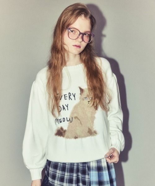 Candy Stripper(キャンディストリッパー)の「MEOW VOLUME SLEEVE ニット(ニット/セーター・レディース・オフホワイト/グレー/ブラック・FREE)」の4枚目の写真