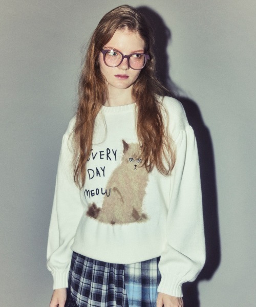 Candy Stripper(キャンディストリッパー)の「MEOW VOLUME SLEEVE ニット(ニット/セーター・レディース・オフホワイト/グレー/ブラック・FREE)」の5枚目の写真