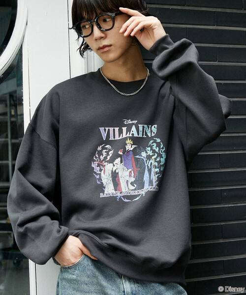PUBLUX（パブリュクス）の「PUBLUX/パブリュクス 別注 'Disney VILLAINS' SWEAT/'ディズニーヴィランズ' プリントスウェット(限定展開)（スウェット・メンズ・チャコールグレー/ライトグレー・MEDIUM/LARGE/SMALL）」の6枚目の写真
