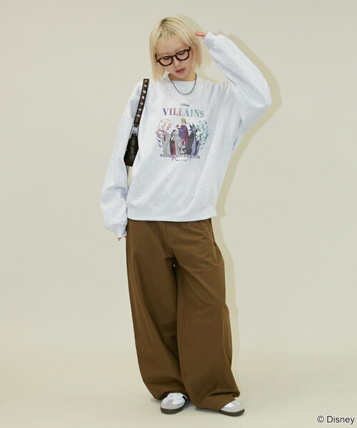 PUBLUX（パブリュクス）の「PUBLUX/パブリュクス 別注 'Disney VILLAINS' SWEAT/'ディズニーヴィランズ' プリントスウェット(限定展開)（スウェット・メンズ・チャコールグレー/ライトグレー・MEDIUM/LARGE/SMALL）」の18枚目の写真