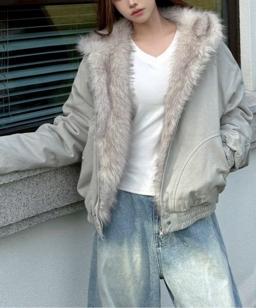 almo(アルモ)の「【LAMPOON】フェイクファーフードブルゾン(ブルゾン・レディース・グレー/ブラック・SMALL/MEDIUM/LARGE/X-LARGE)」の18枚目の写真