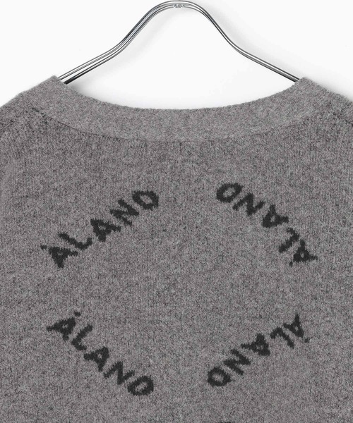 ALAND(エーランド)の「【UNISEX】ALAND/ロゴジャガードカーディガン(カーディガン/ボレロ・レディース・ライトブルー/チャコール・LARGE/MEDIUM)」の5枚目の写真