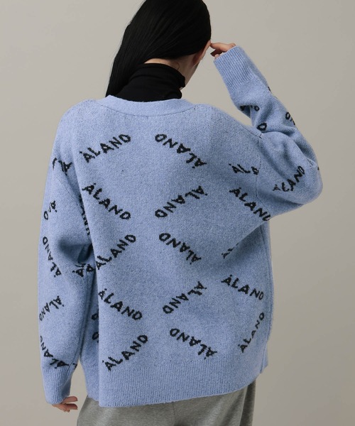 ALAND(エーランド)の「【UNISEX】ALAND/ロゴジャガードカーディガン(カーディガン/ボレロ・レディース・ライトブルー/チャコール・LARGE/MEDIUM)」の17枚目の写真