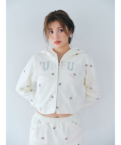 FURFUR(ファーファー)の「フラワー刺繍ジップアップフーディー(スウェット・レディース・アイボリー/グレー/ネイビー・F)」の2枚目の写真