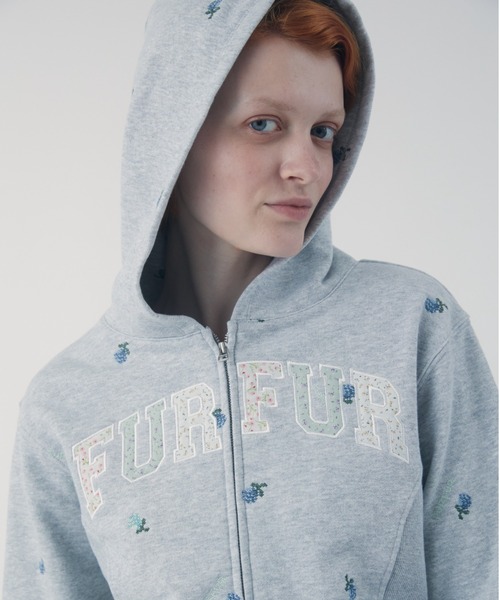 FURFUR(ファーファー)の「フラワー刺繍ジップアップフーディー(スウェット・レディース・アイボリー/グレー/ネイビー・F)」の3枚目の写真