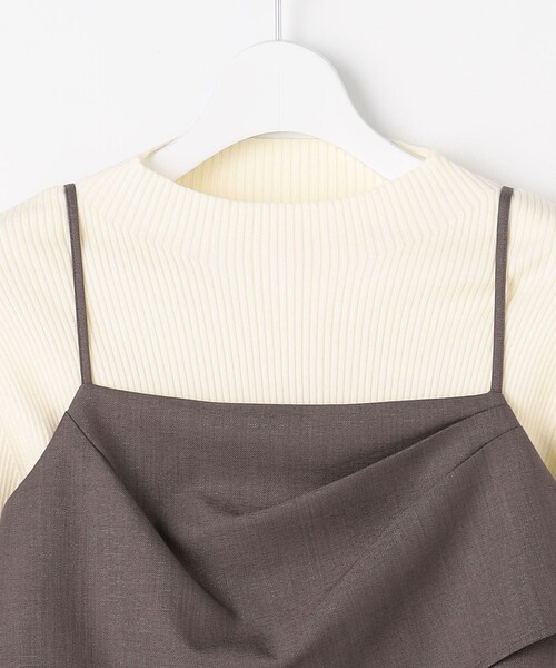 ANY SIS(エニィスィス)の「【2SET】ビスチェ ワンピース × ニット セット(セットアップ・レディース・ブラック系/黄土色系・SMALL/LARGE/MEDIUM)」の14枚目の写真