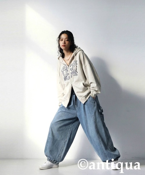 antiqua(アンティカ)の「デニム バルーンパンツ(デニムパンツ・レディース・グレー/ブルー・ONESIZE)」の12枚目の写真