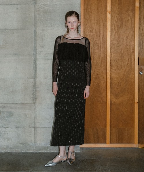et.UNiVER(エトユニベール)の「Shooting star dress(ドレス・レディース・チャコール/ブラウン/ブラック・MEDIUM/SMALL/LARGE)」の4枚目の写真