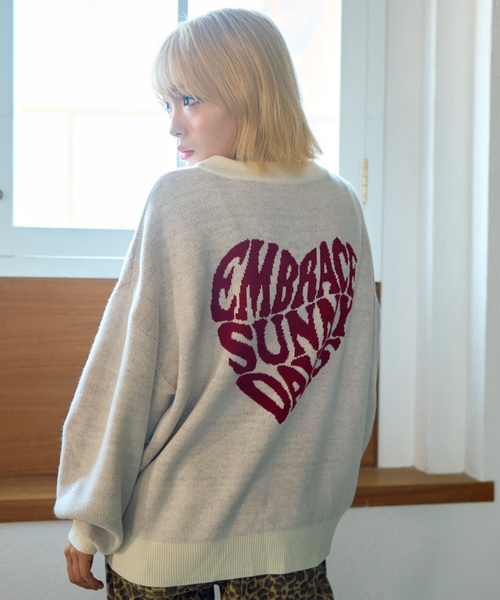 LOVETOXIC（ラブトキシック）の「【GOODPRICE】バックハートニットプルオーバー（ニット/セーター・キッズ・ネイビー/トップグレー/アイボリー/ブラック・M:150cm/S:140cm/L:160cm/130cm）」の2枚目の写真