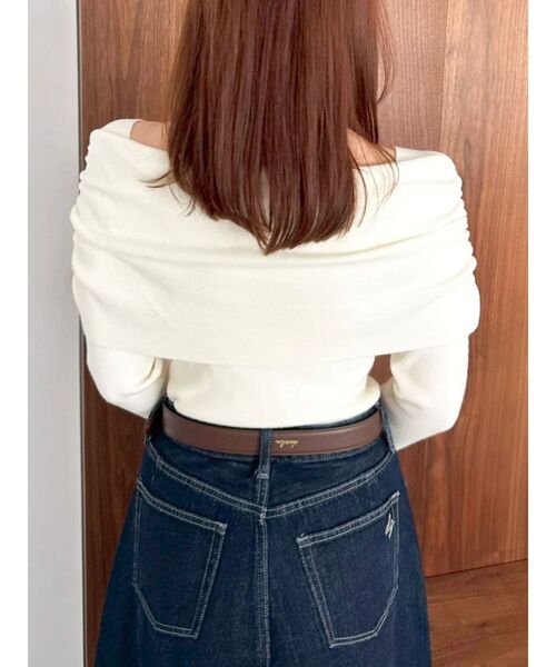 dazzlin（ダズリン）の「オフショルライクギャザーニット（ニット/セーター・レディース・ブラック/オフホワイト/ピンク/ボルドー・FREE）」の12枚目の写真