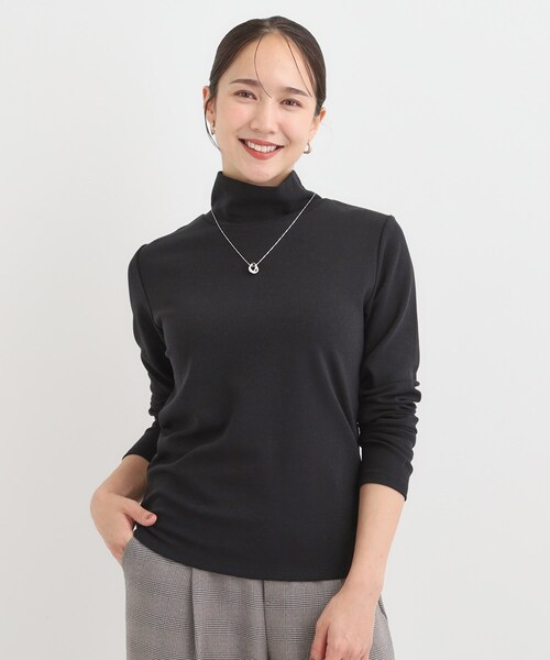 Cutie Blonde（キューティーブロンド）の「ラメスムースハイネックインナー（Tシャツ/カットソー・レディース・ダークブラウン/ブラック/アイボリー/ブルー・04/03/02/01）」の9枚目の写真