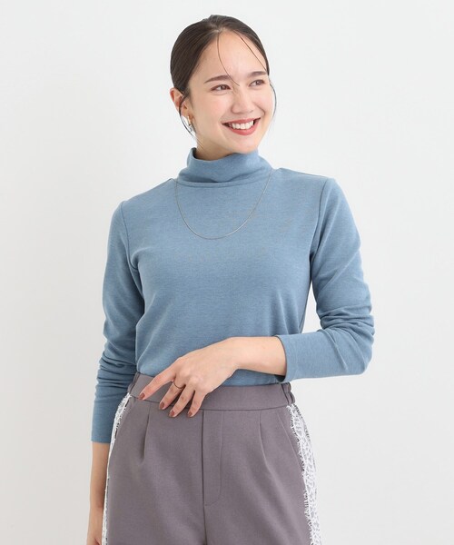 Cutie Blonde（キューティーブロンド）の「ラメスムースハイネックインナー（Tシャツ/カットソー・レディース・ダークブラウン/ブラック/アイボリー/ブルー・04/03/02/01）」の17枚目の写真