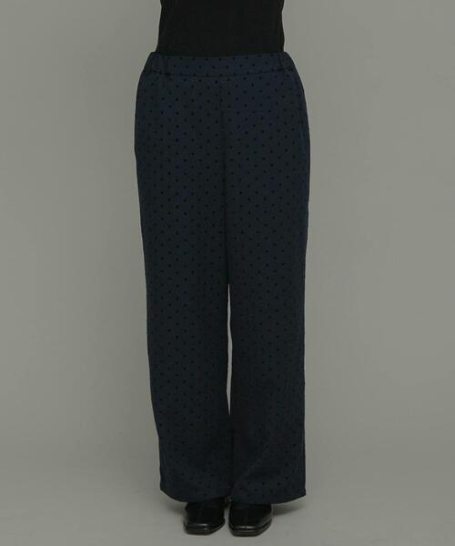 URBAN RESEARCH Sonny Label（アーバンリサーチサニーレーベル）の「『WEB限定』フロッキードットイージーパンツ（その他パンツ・レディース・ブラック/ネイビー・36/38）」の11枚目の写真
