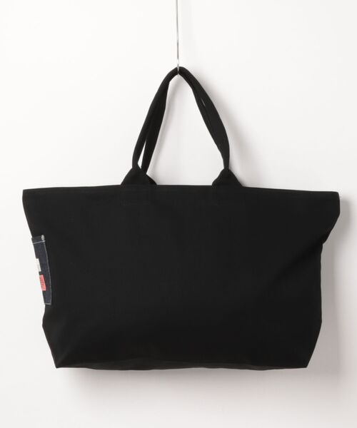 SNOOPY×OLD BETTY'S(スヌーピーカケルオールドベティーズ)の「スヌーピー【SNOOPY】Canvas Zip Tote Bag (FAMILY柄)(トートバッグ・レディース・ブラック/ネイビー/オリーブ・FREE)」の7枚目の写真