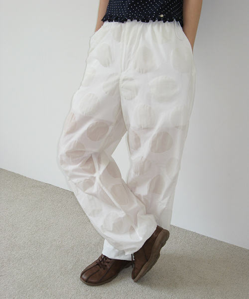 RONRON(ロンロン)の「AIRY DOT SHEER STRING PANTS WHITE(スウェットパンツ・レディース・その他・FREE)」の1枚目の写真
