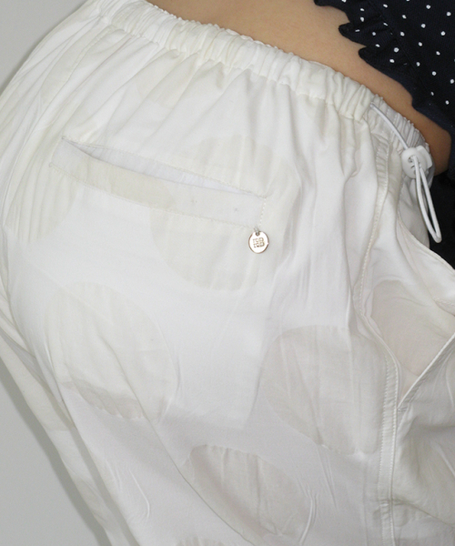 RONRON(ロンロン)の「AIRY DOT SHEER STRING PANTS WHITE(スウェットパンツ・レディース・その他・FREE)」の2枚目の写真