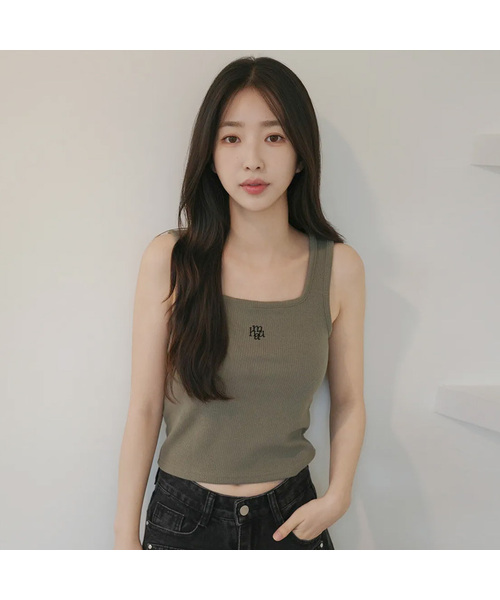 muahmuah（ムーアムーア）の「ロゴスリムフィットニットスリーブレス[7色]（Tシャツ/カットソー・レディース・カーキ/ブラック/ホワイト/ブルー/イエロー/チャコール/ミント・FREE）」の5枚目の写真
