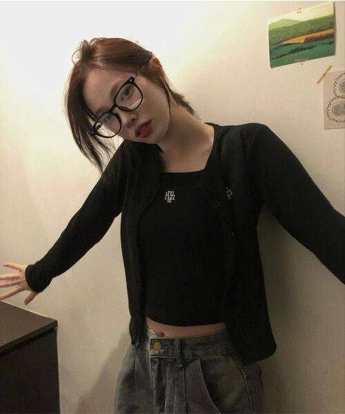 muahmuah（ムーアムーア）の「ロゴスリムフィットニットスリーブレス[7色]（Tシャツ/カットソー・レディース・カーキ/ブラック/ホワイト/ブルー/イエロー/チャコール/ミント・FREE）」の20枚目の写真