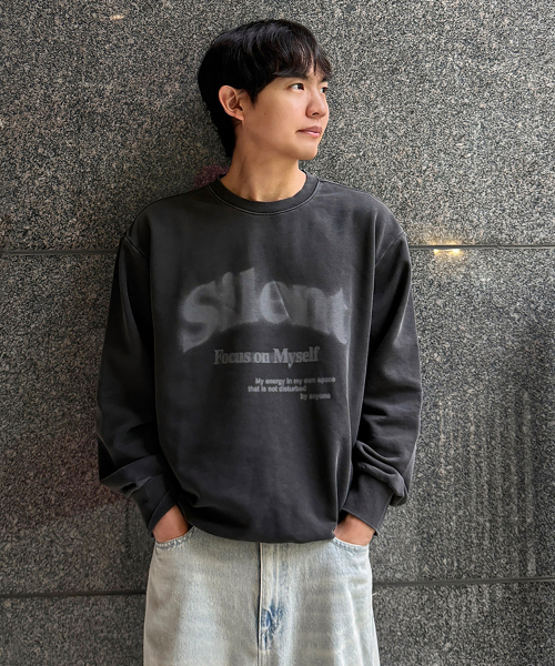 CHASECULT（チェイスカルト）の「ユニセックスピグメントレタリングスウェットシャツ-チャコール（スウェット・メンズ・ダークグレー・95/105/90/100）」の11枚目の写真