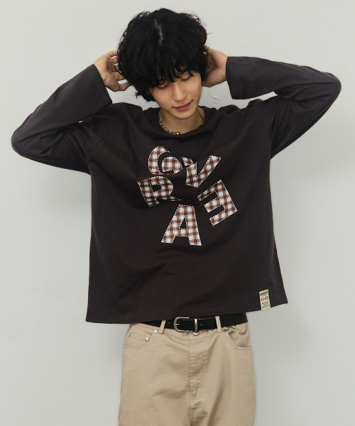 GRAVER（グレーバー）の「[ユニセックス]GチェックロングスリーブTシャツ_3カラー（Tシャツ/カットソー・レディース・ホワイト/ブラック/チャコール・LARGE/MEDIUM）」の7枚目の写真
