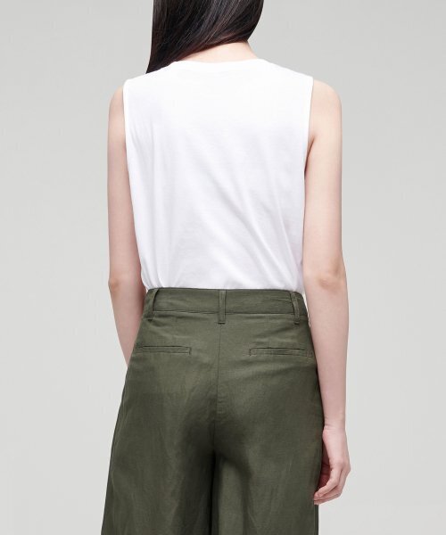 MUSINSA STANDARD WOMAN（ムシンサスタンダードウーマン）の「ウィメンズベーシックスリーブレストップ[ホワイト]（Tシャツ/カットソー・レディース・その他・SMALL/MEDIUM/LARGE/X-LARGE/X-SMALL）」の4枚目の写真