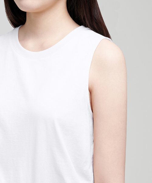 MUSINSA STANDARD WOMAN（ムシンサスタンダードウーマン）の「ウィメンズベーシックスリーブレストップ[ホワイト]（Tシャツ/カットソー・レディース・その他・SMALL/MEDIUM/LARGE/X-LARGE/X-SMALL）」の7枚目の写真