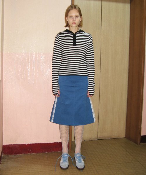 SIDE FRILL MIDI SKIRT (BLUE)