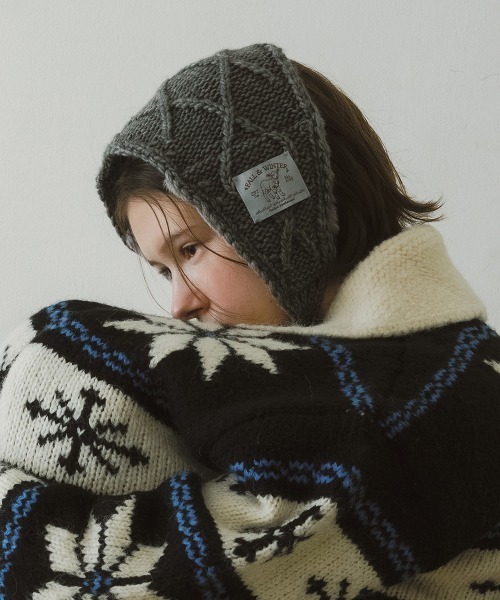 ROCKFISH WEATHERWEAR(ロックフィッシュウェザーウェア)の「DIAMOND CABLE EARMUFF(イヤーマフ・レディース・グレー/アイボリー/オリーブ/ラベンダー・FREE)」の1枚目の写真
